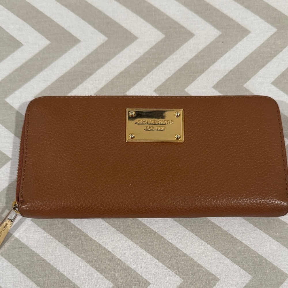 Michael Kors Tan Leather Zip Wallet
